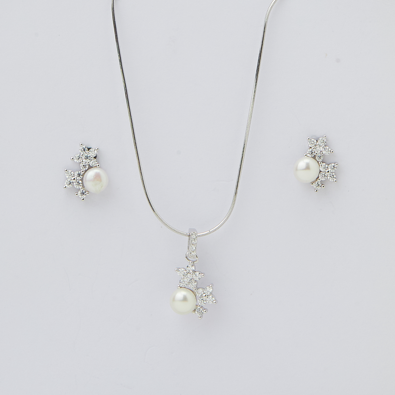 Dainty Star & Pearl Cluster Set