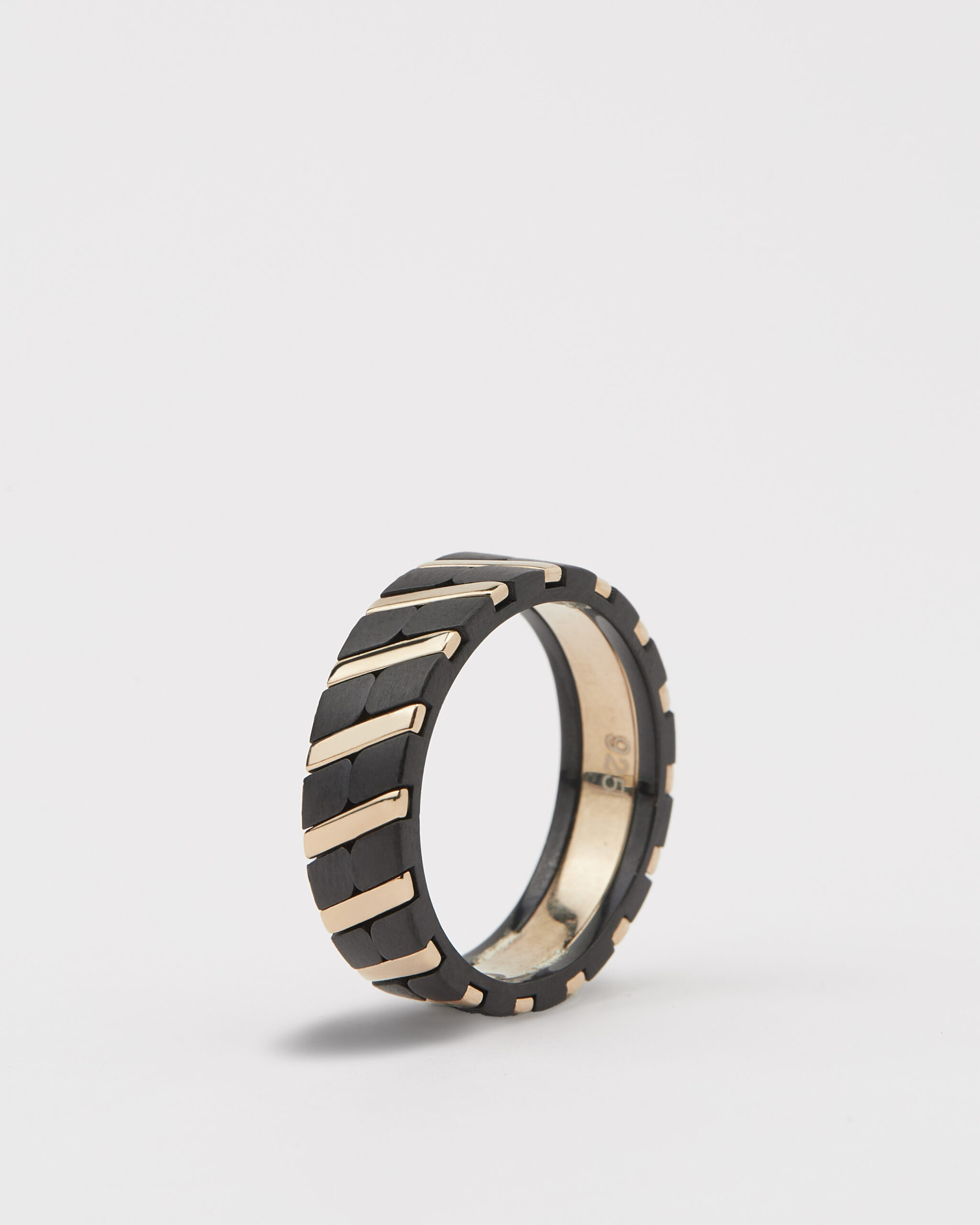 Industrial Ribbed Inlay Band